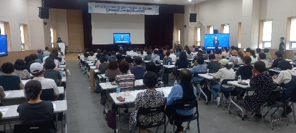 안성 베이비부머 행복캠퍼스 입학식 및 강연 대표이미지